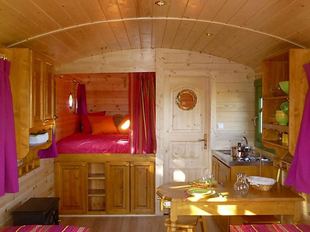 ROULOTTE-INTERIEUR-01