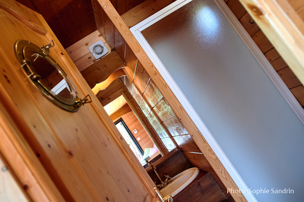 Intérieur de la roulotte-01